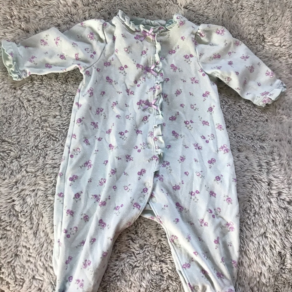 blue button baby footzies